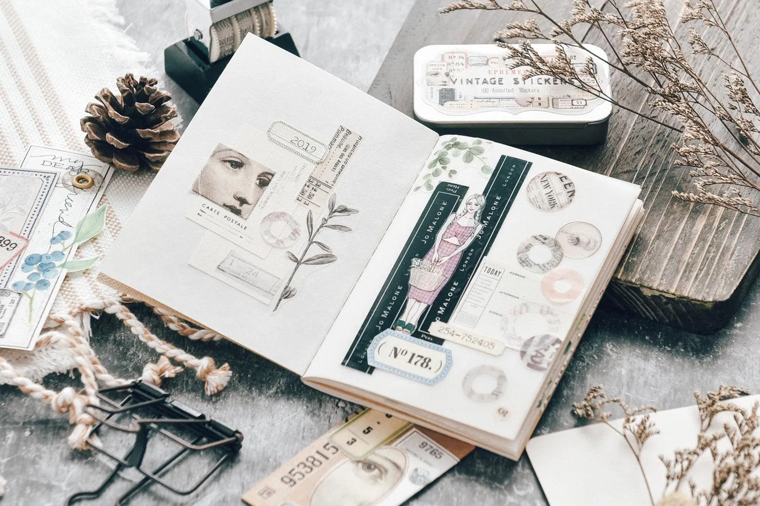 Ephemera Vintage Sticker Set
