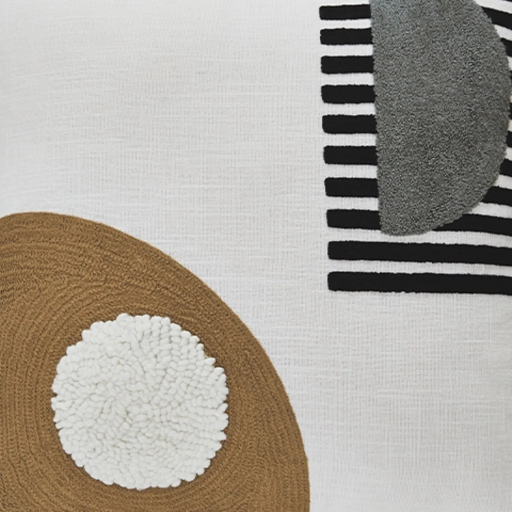 Longsum Accent Pillow