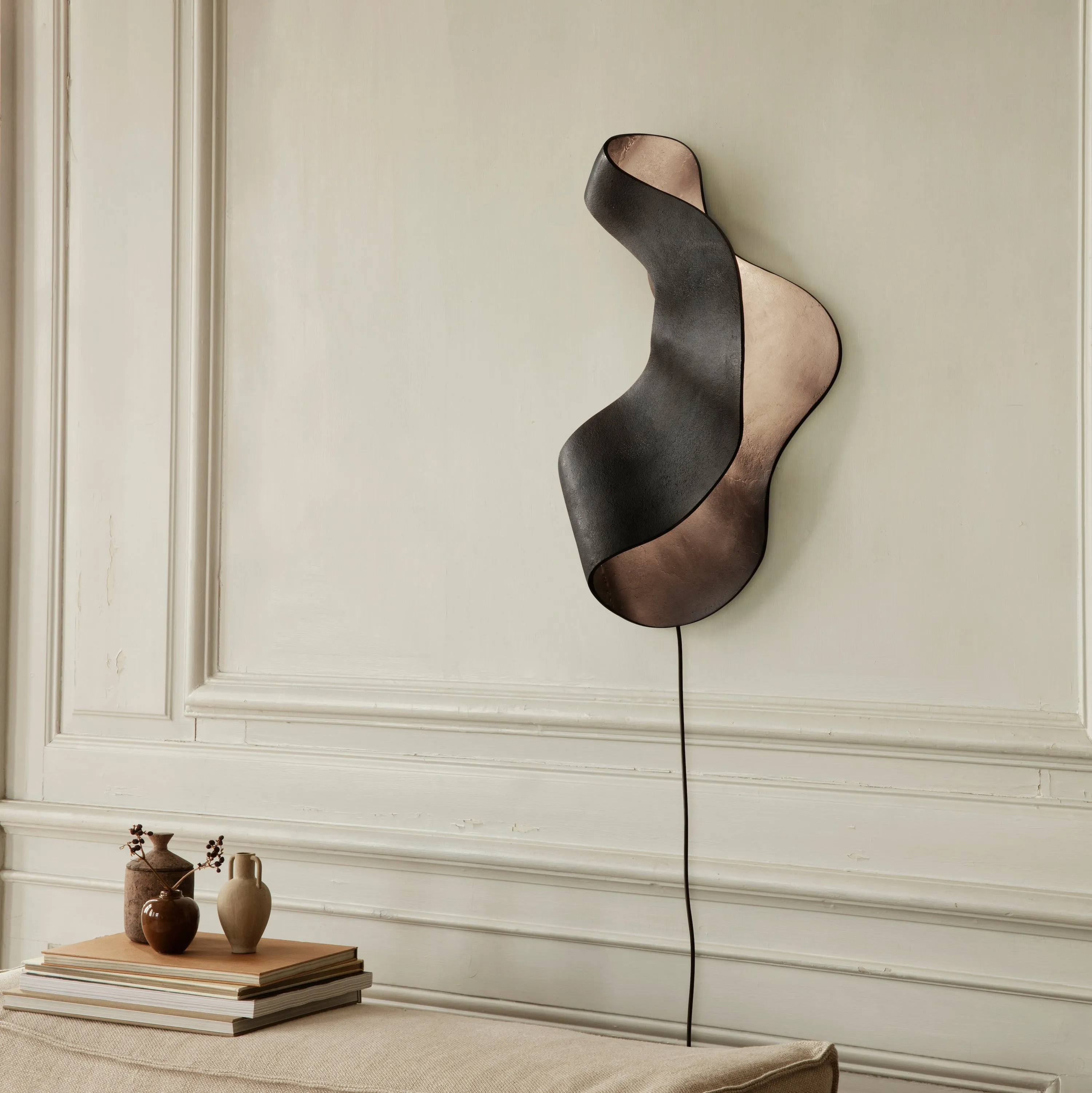 Oyster Wall Lamp